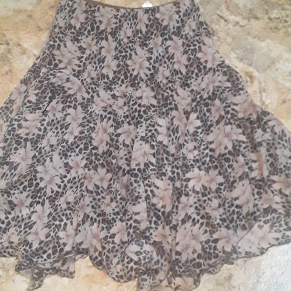 ❤Flowy Leopard Skirt❤ - Picture 10 of 10
